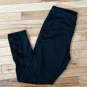 EUC Everlast black leggings. Juniors L or Women’s S